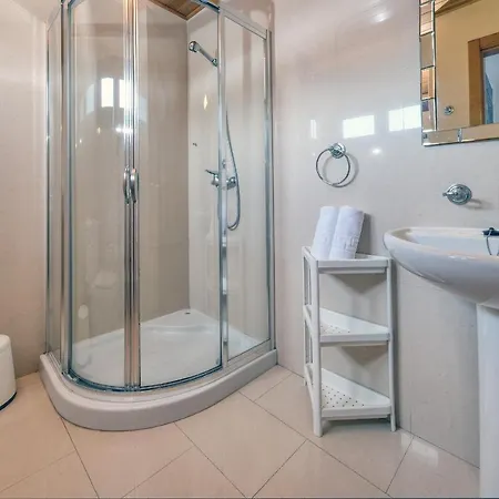 Flavia-private Pool, Jacuzzi, Sea Views 别墅 *