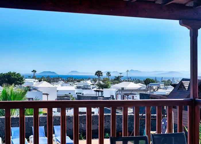 Flavia - Private Pool, Jacuzzi, Bbq And Game By Lanzarote Villa *